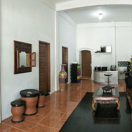 Kana Hasya Homestay "Rumoh Jamee" Meulaboh Exteriér fotografie